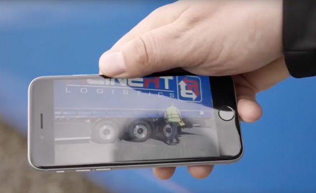 Reinert Logistics stellt Schulungsvideos mobil über die Mitarbeiter-App zur Verfügung Reinert Logistics stellt Schulungsvideos mobil über die Mitarbeiter-App zur Verfügung